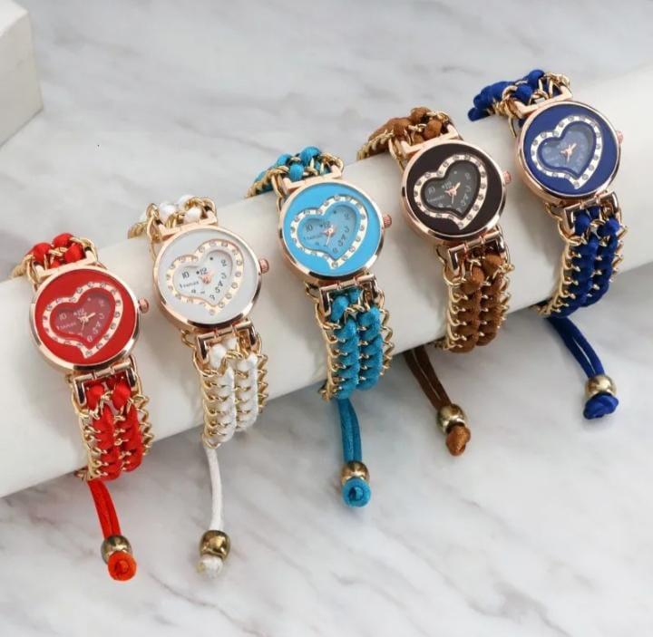 Women's Blue Heart Dial Quartz Watch with Chain Strap